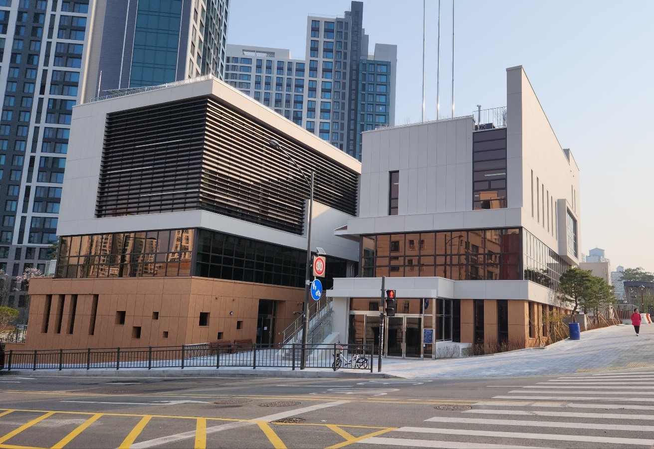 2105673577_79VNIywa_32f0f6c1afaee15e6832c67bedfd7509043688b3.jpg 이미지크게보기